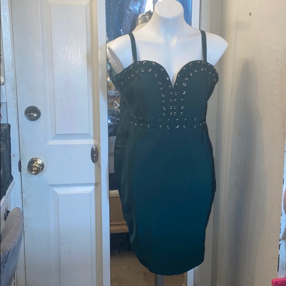 Nightingale bandage dress fashion nova - Picture 2 of 5